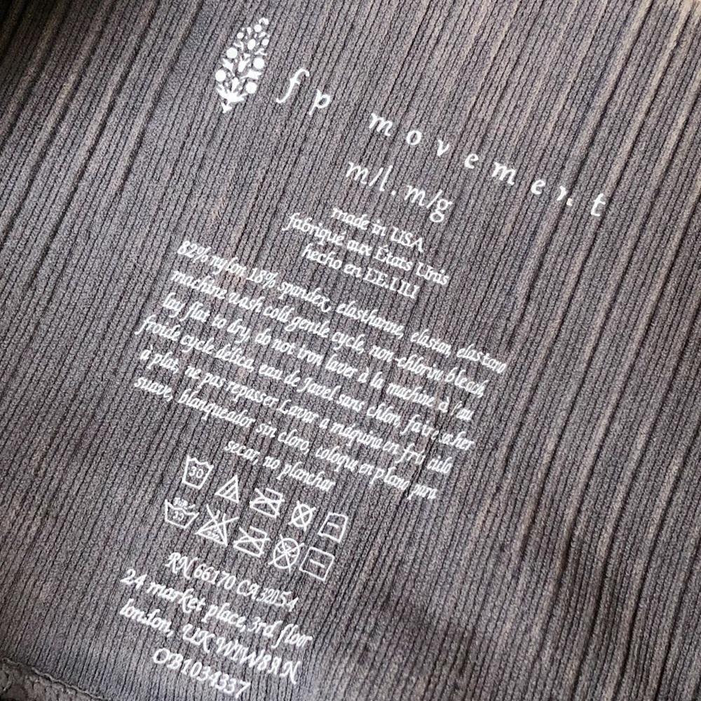 •SOLD• Free People Good Karma High Rise Leggings - Picture 4 of 7